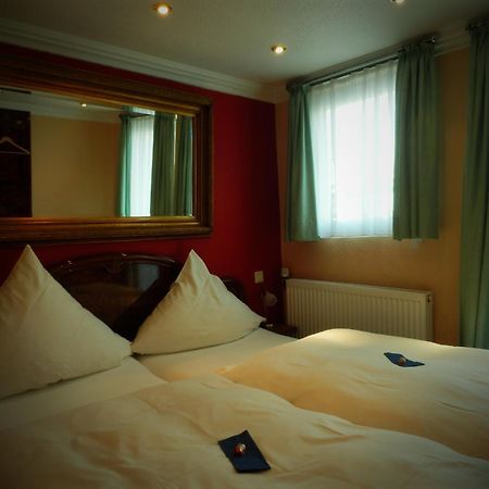Hotelschiff Perle Бремен Экстерьер фото